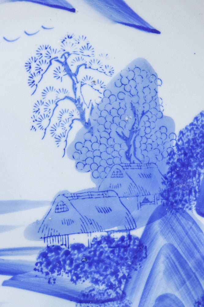 清閑な家屋のある風景を描いた中皿　DC7944ab　在庫(a:2 b:1)枚