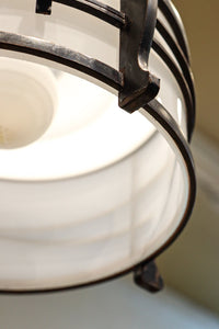 松葉の装飾で雅な面持ちある電笠　DC7957a