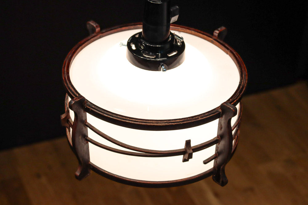 松葉の装飾で雅な面持ちある電笠　DC7957a