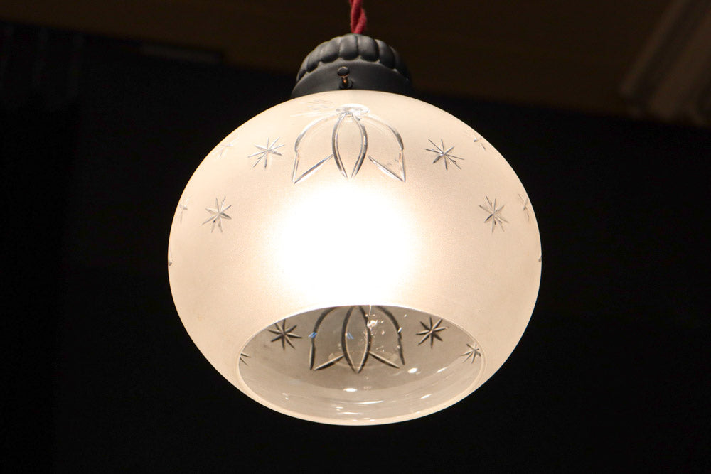 星の切子模様が可愛らしい稀少な電笠　DC7958