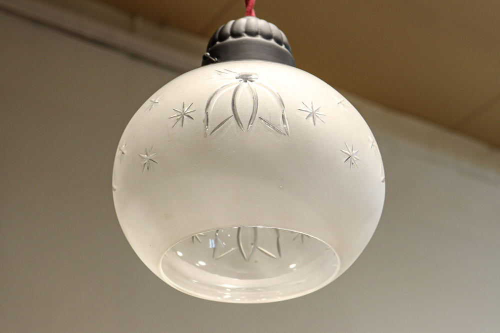 星の切子模様が可愛らしい稀少な電笠　DC7958