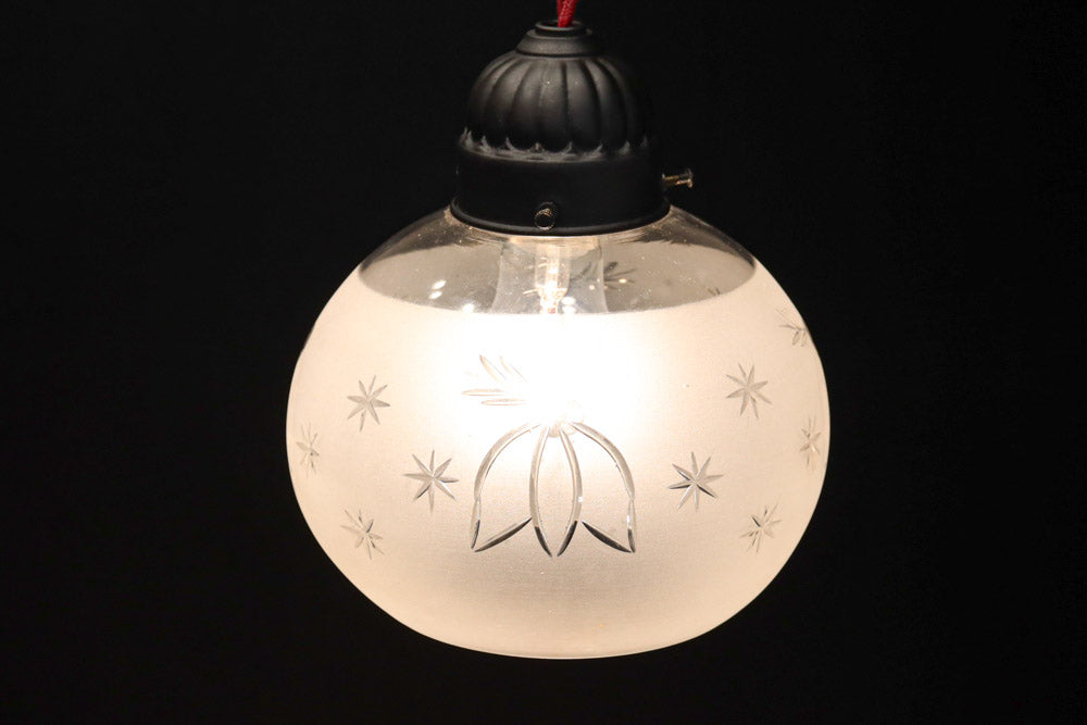 星の切子模様が可愛らしい稀少な電笠　DC7958