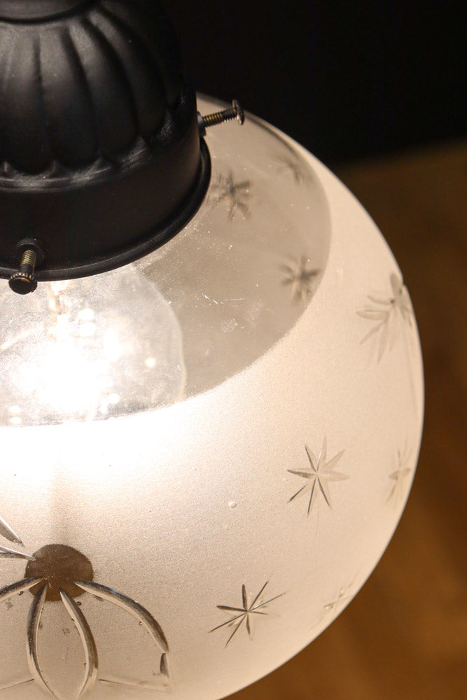 星の切子模様が可愛らしい稀少な電笠　DC7958