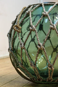 大サイズ!! 縄で包まれた淡いグリーン色の浮き玉　DC7966