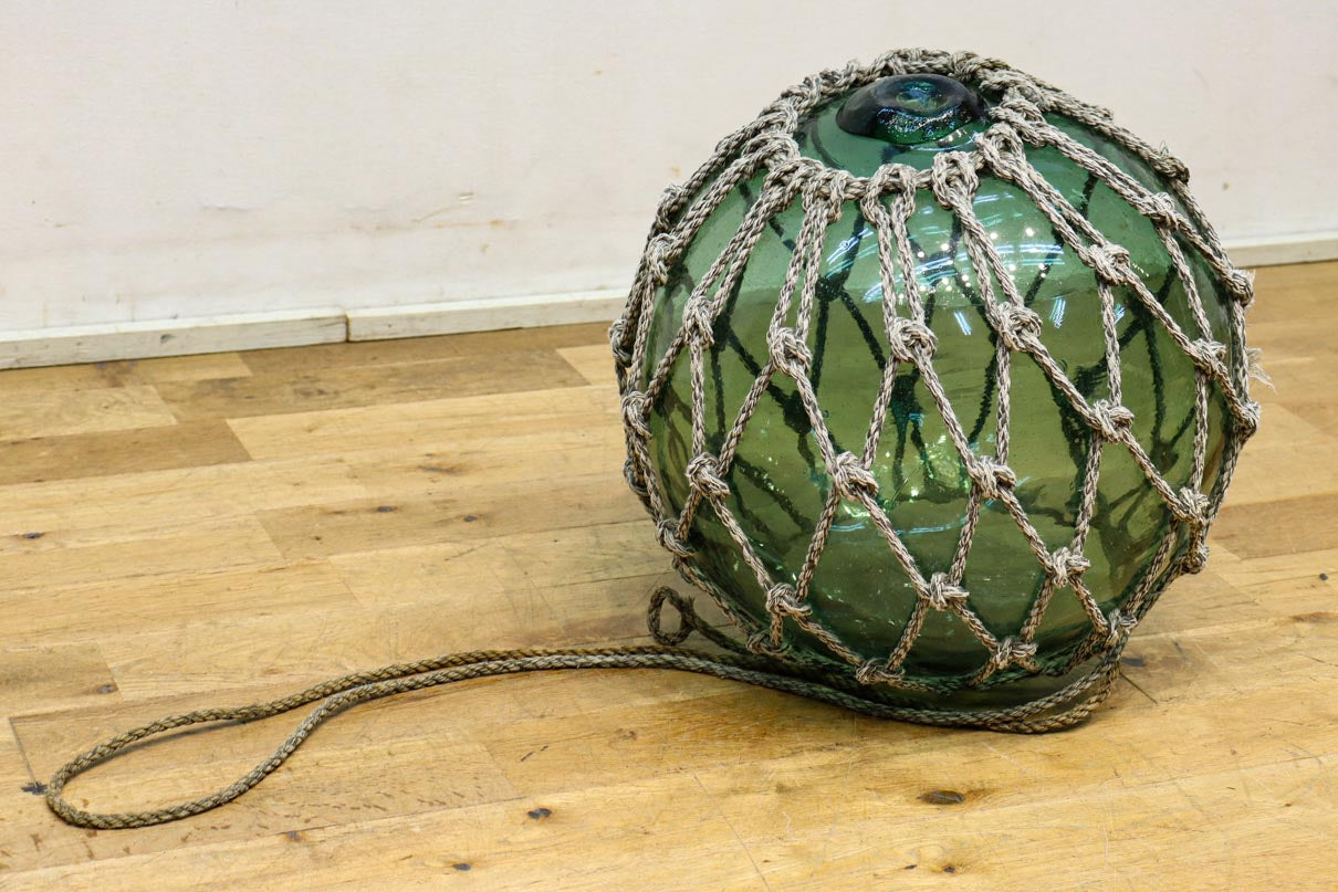 大サイズ!! 縄で包まれた淡いグリーン色の浮き玉 DC7966 – 古福庵