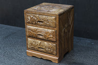 美しい花々が描かれる日光彫の小引き出し　DC7967