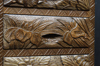 美しい花々が描かれる日光彫の小引き出し　DC7967