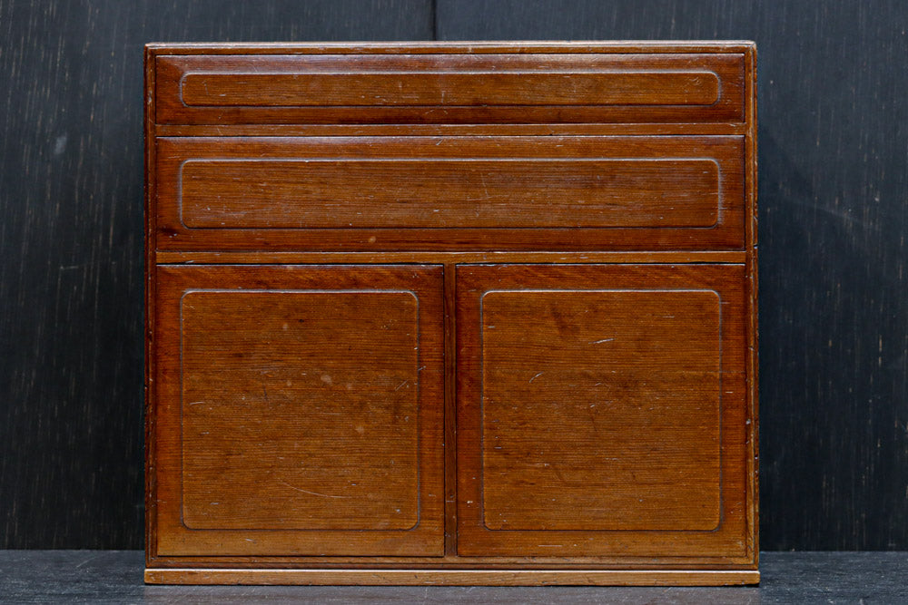 珍品！！上品な杉の柾目使いの小引き出し(針箱)　DC7969