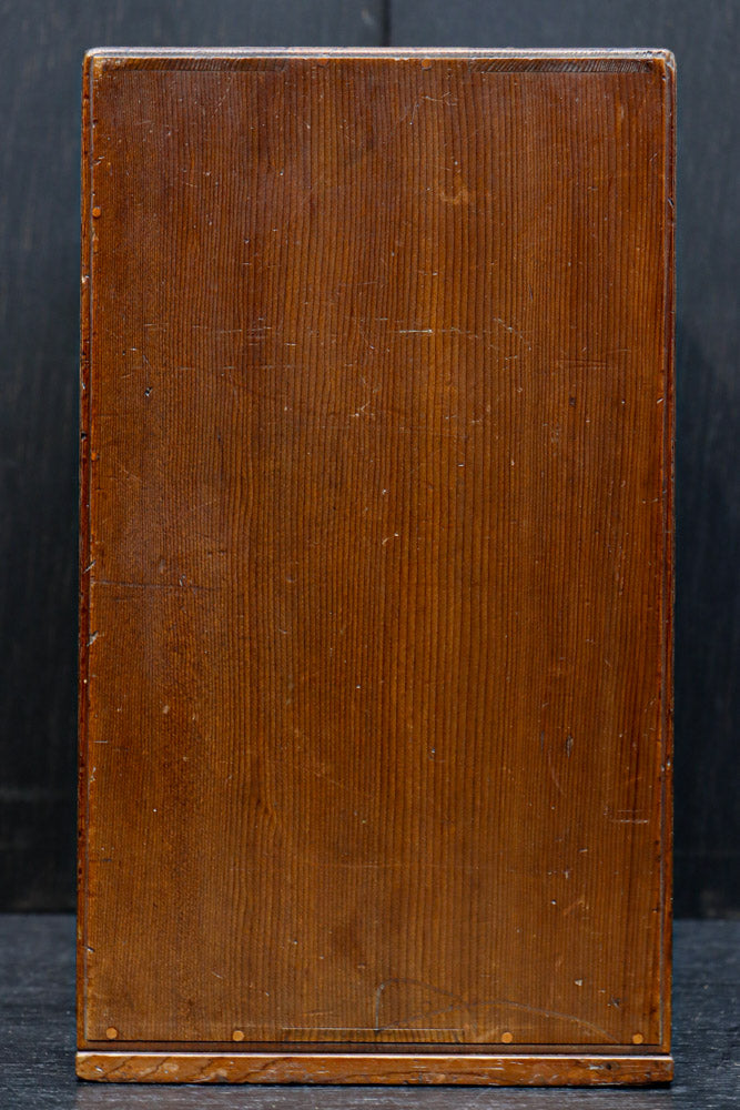 珍品！！上品な杉の柾目使いの小引き出し(針箱)　DC7969