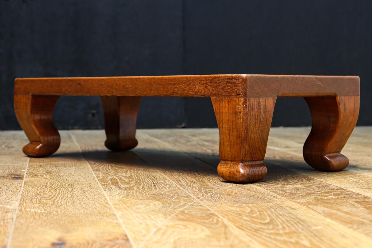 自然美の杢目が素晴らしい置台　DC7971