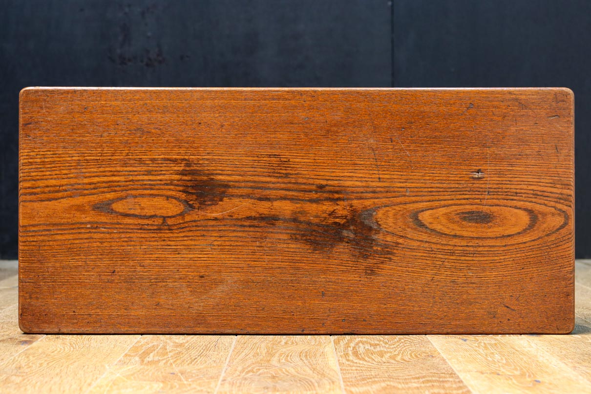 自然美の杢目が素晴らしい置台　DC7971