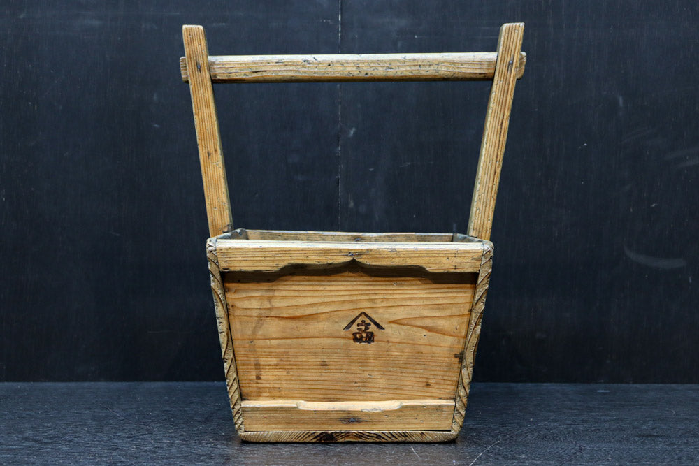 Antique tools DC7973