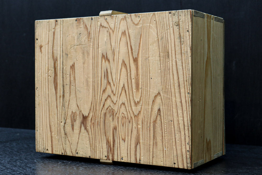 珍品!! 徳利を運ぶのに重宝した仕切り付きおかもち　DC7974