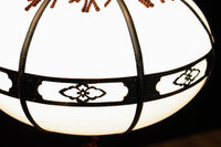 昭和レトロ！！菊菱装飾金具が目を引く雪洞型の電笠　DC8001a