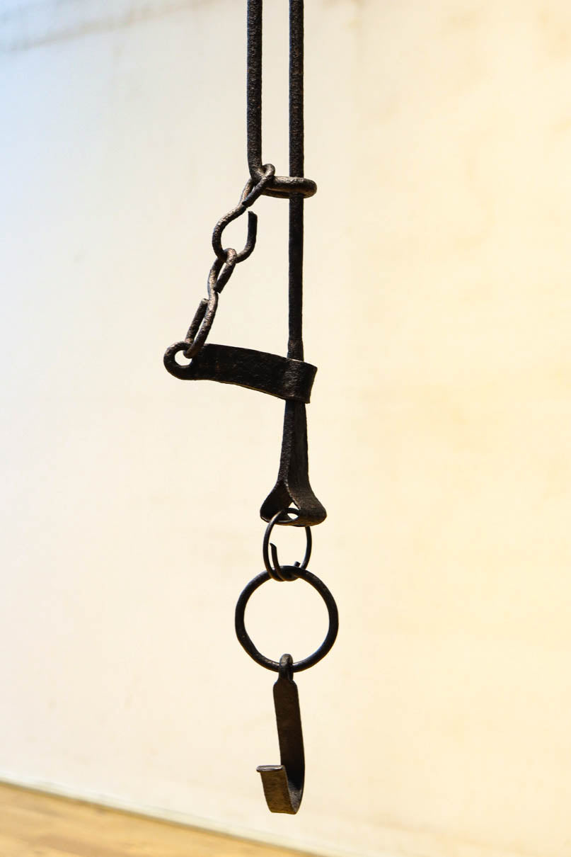 動作の仕組みが分かりやすい自在鉤　DC8010