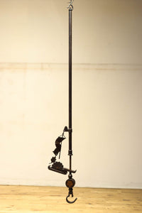 菊水紋様と桜の装飾金具で和の風情ある自在鉤　DC8012