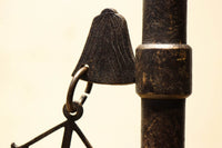 菊水紋様と桜の装飾金具で和の風情ある自在鉤　DC8012