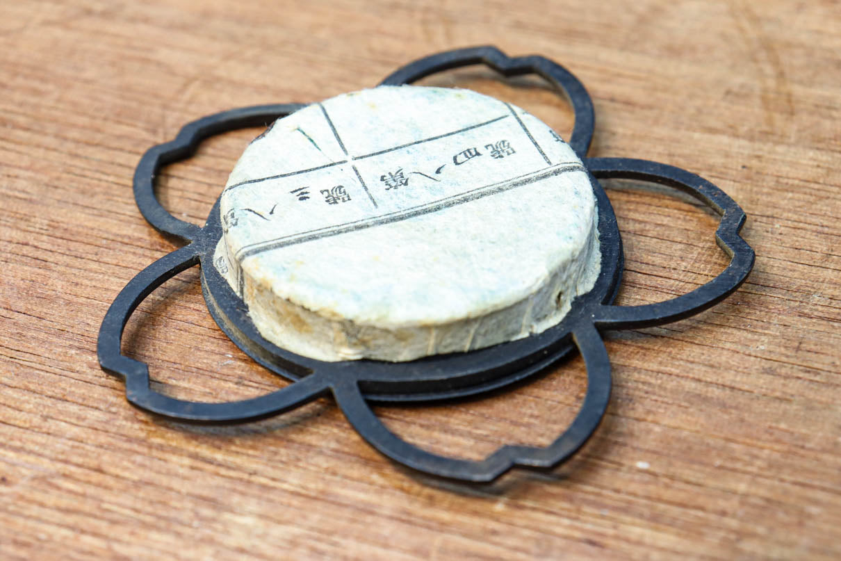 花鳥装飾の八角形引き出し 花鳥装飾の八角形引き出し