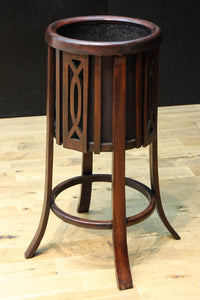 Antique tools DC8023