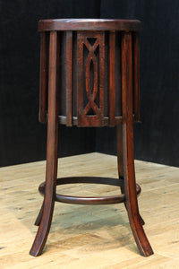 Antique tools DC8023