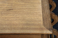 Antique tools DC8027