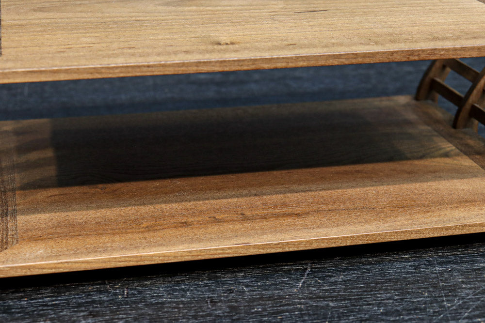 Antique tools DC8027