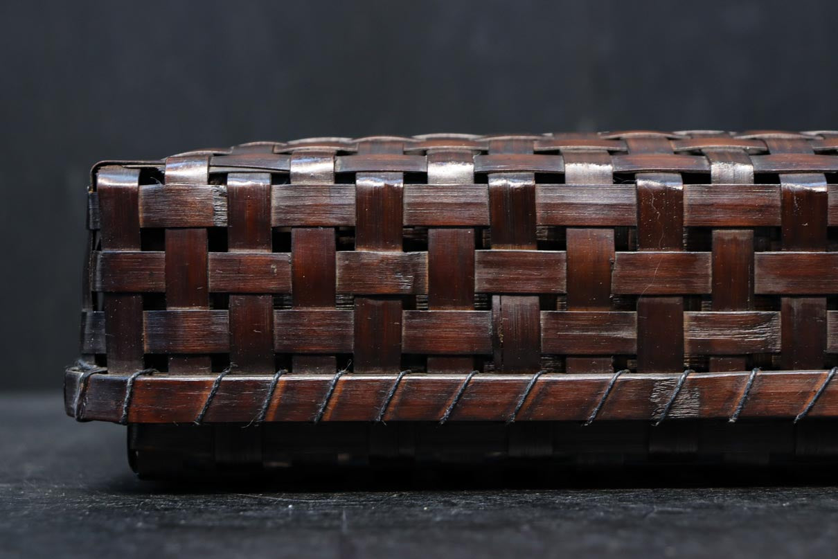 艶やかさを増した古色の色合いが素敵な竹編みの文入　DC8031