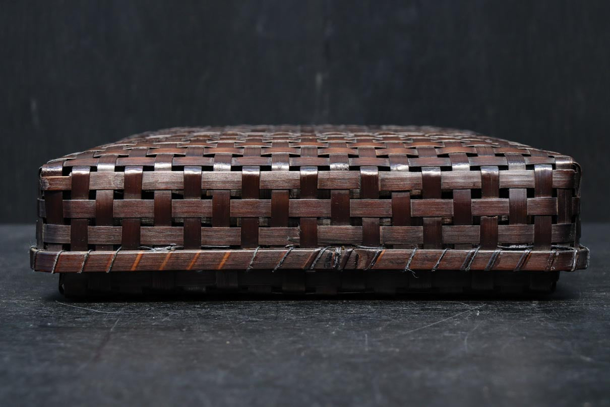 艶やかさを増した古色の色合いが素敵な竹編みの文入　DC8031