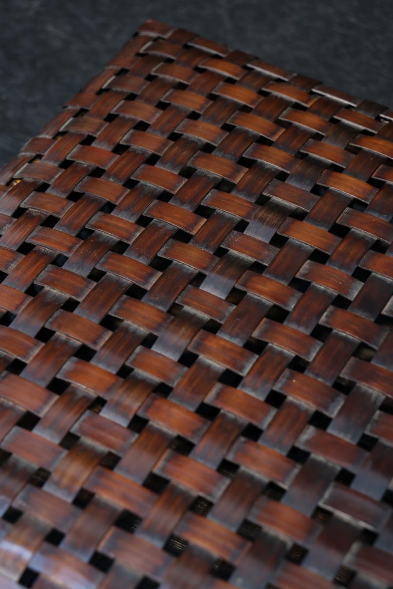 艶やかさを増した古色の色合いが素敵な竹編みの文入　DC8031