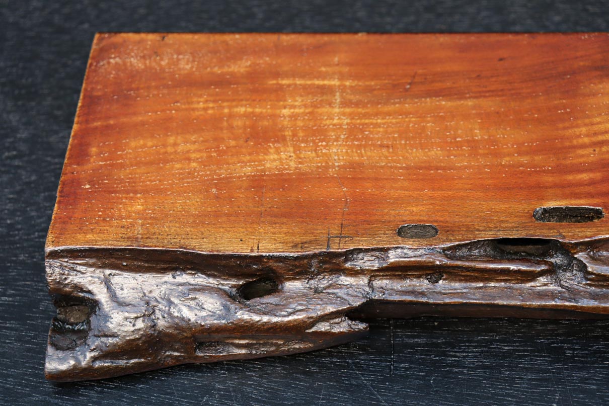 自然美の迫力ある横長の敷板　DC8037