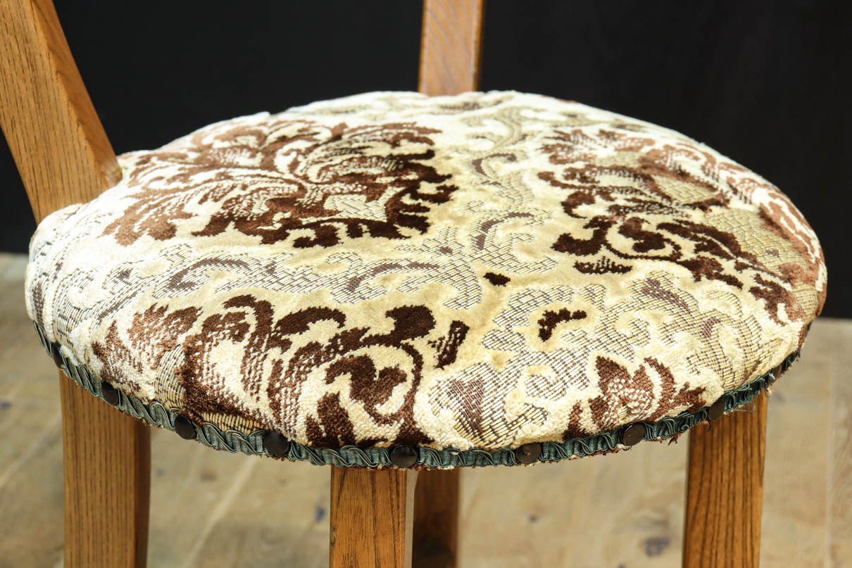 レトロで優しい風合いのアンティークチェア DC8055 在庫1脚 – 古福庵