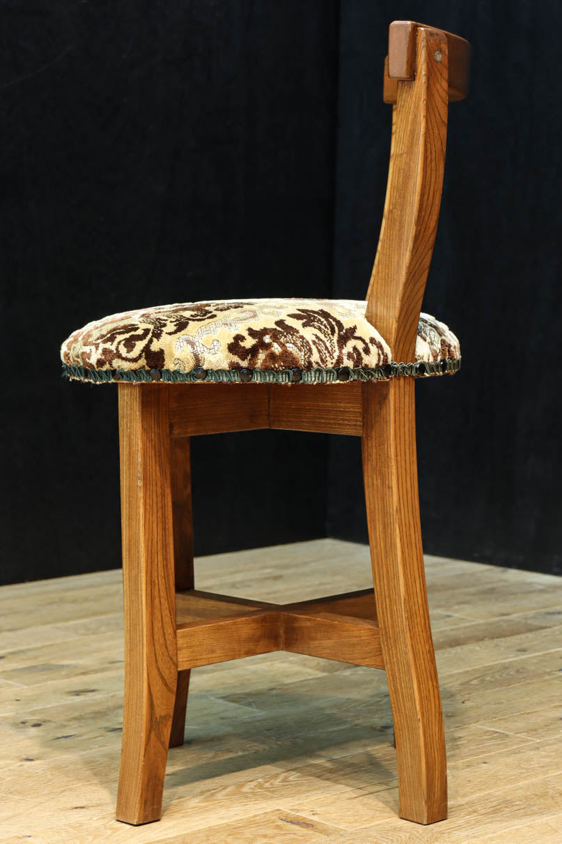 【お値下げ】ミニチュア　アンティーク調チェアー　3点セット テーブル アンティーク調 3点セット 肘付きチェアー 2人 高級