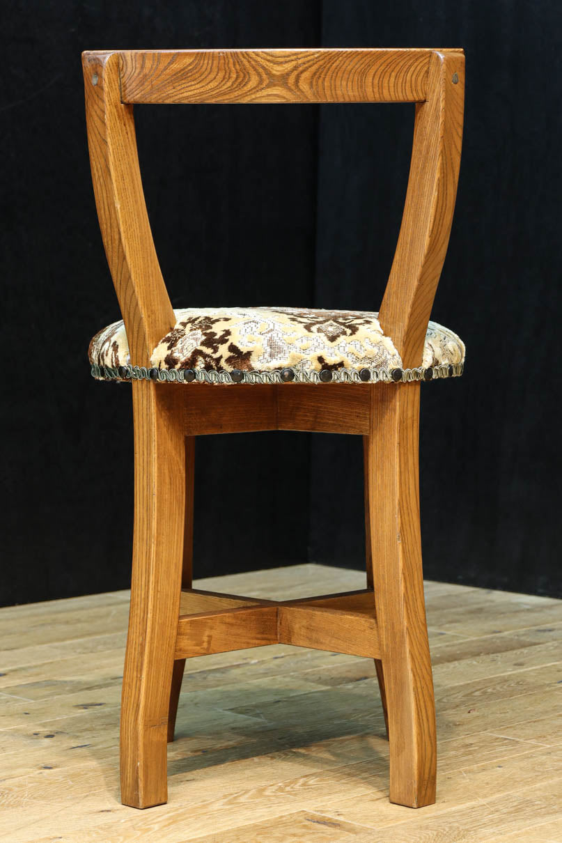 レトロで優しい風合いのアンティークチェア DC8055 在庫1脚 – 古