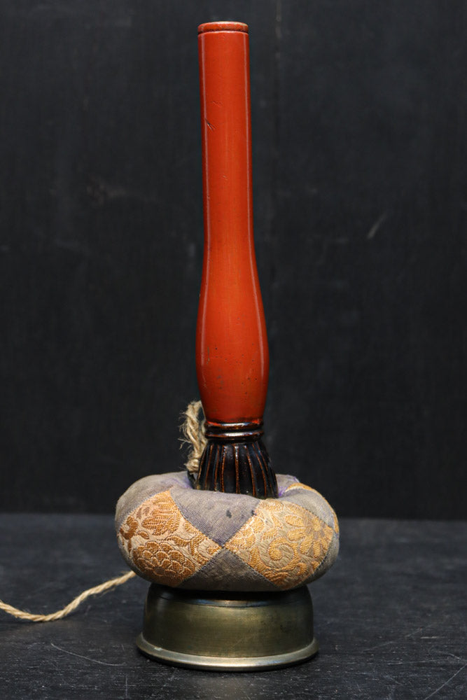 2種類の布団で味わいある仏具の携帯用おりん　DC8063ab　在庫(a:1 b:1)個