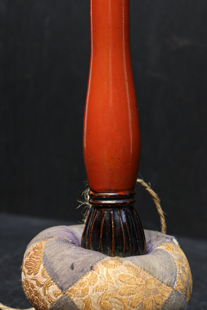 2種類の布団で味わいある仏具の携帯用おりん　DC8063ab　在庫(a:1 b:1)個