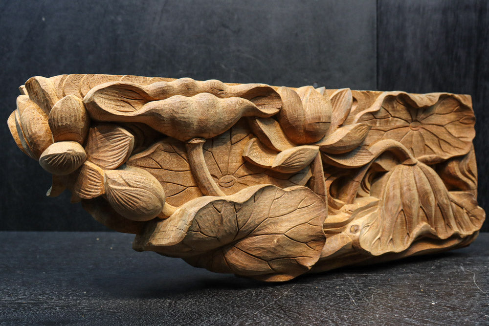 蓮の葉と花を優雅に描いた梁飾り　DC8073ab　在庫(a:1 b:1)枚