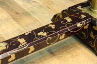 極上!! 黒漆に蒔絵が絢爛優美な組み立て式衣桁　DC8077