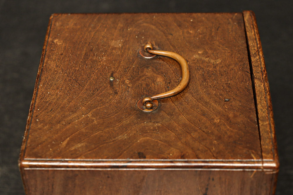 極小サイズ!! 上質な造りの上品な小引き出し　DC8086