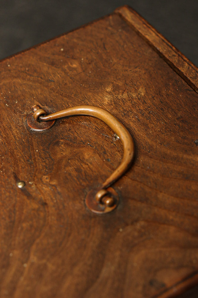 極小サイズ!! 上質な造りの上品な小引き出し　DC8086