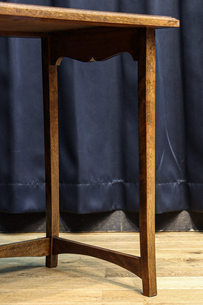 Antique Side table DC8088