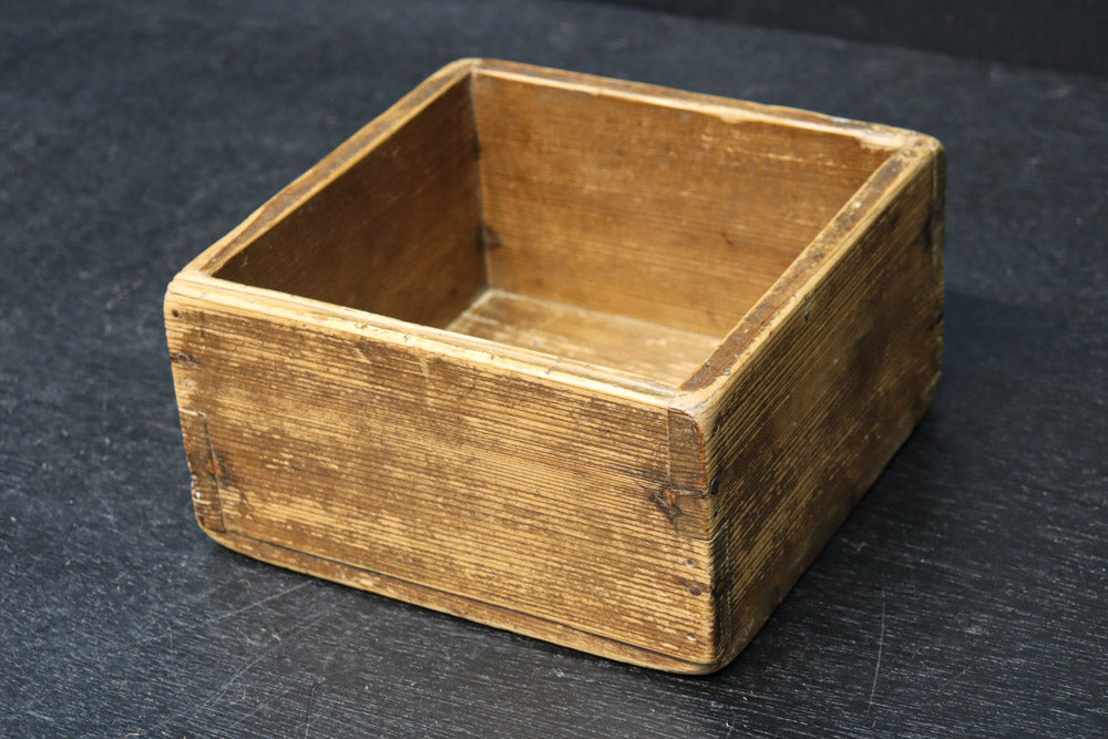 Antique tool (Gogo-Masu) DC8098abc