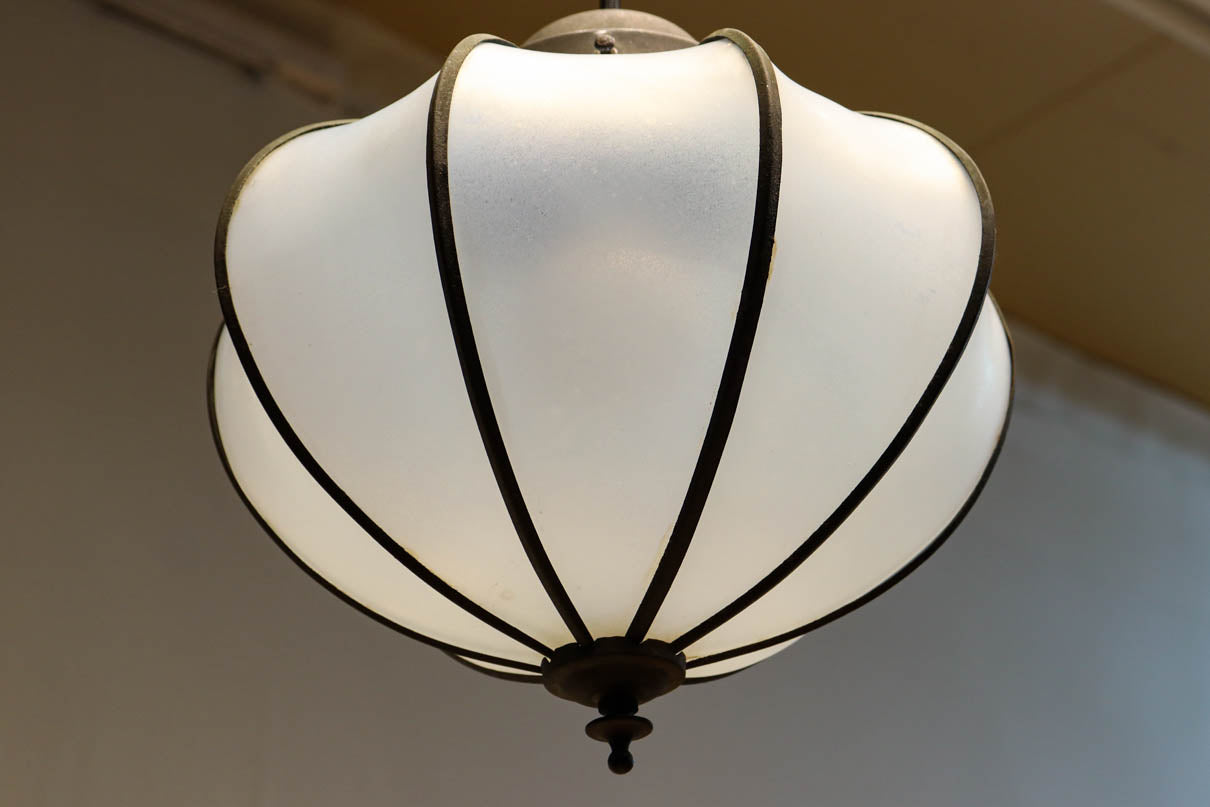 鬼灯型の上品な笠が趣きある電笠　DC8104