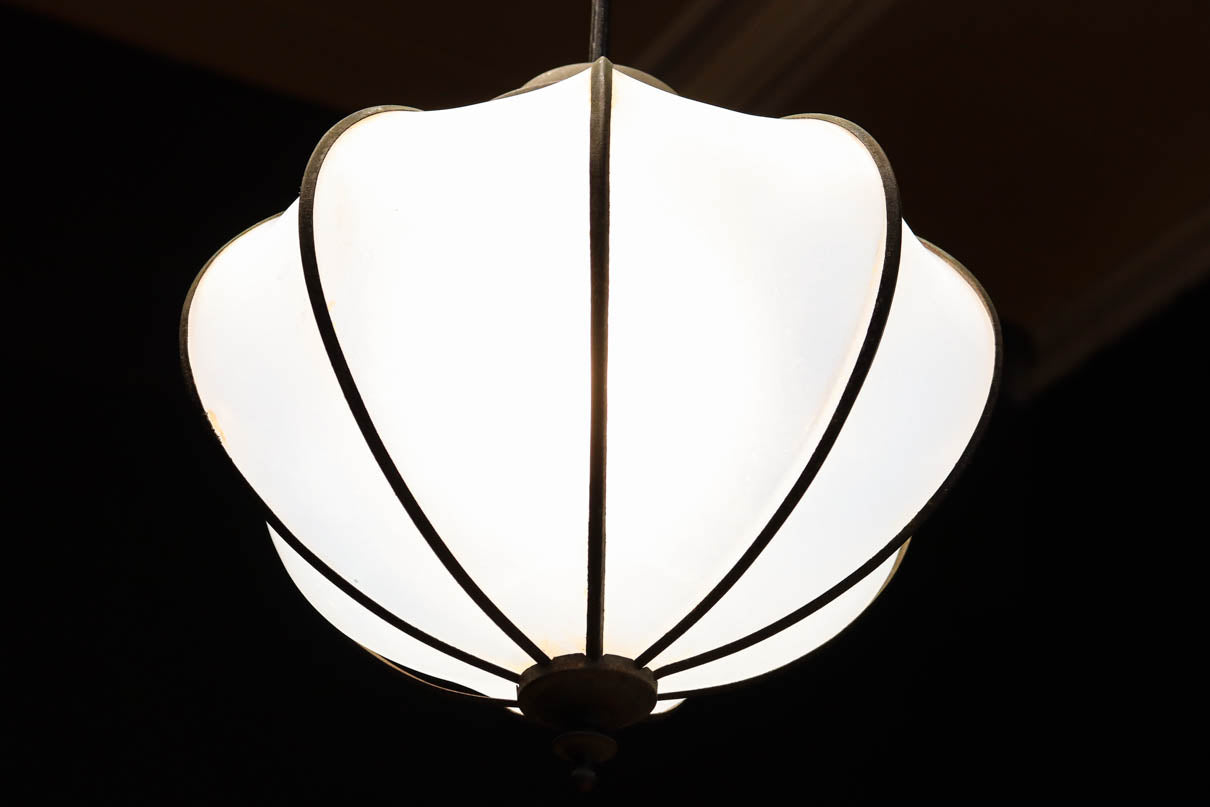 鬼灯型の上品な笠が趣きある電笠　DC8104