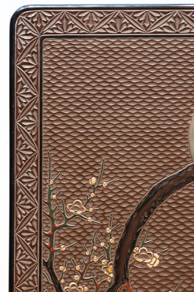 極上!! 雅な色彩で孔雀と鷹を描いた気品漂う衝立　DC8109