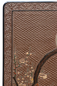 極上!! 雅な色彩で孔雀と鷹を描いた気品漂う衝立　DC8109