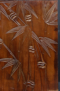 迫力ある花模様が素晴らしい日光彫の小引き出し　DC8113