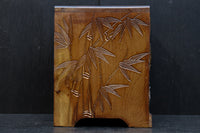 迫力ある花模様が素晴らしい日光彫の小引き出し　DC8113