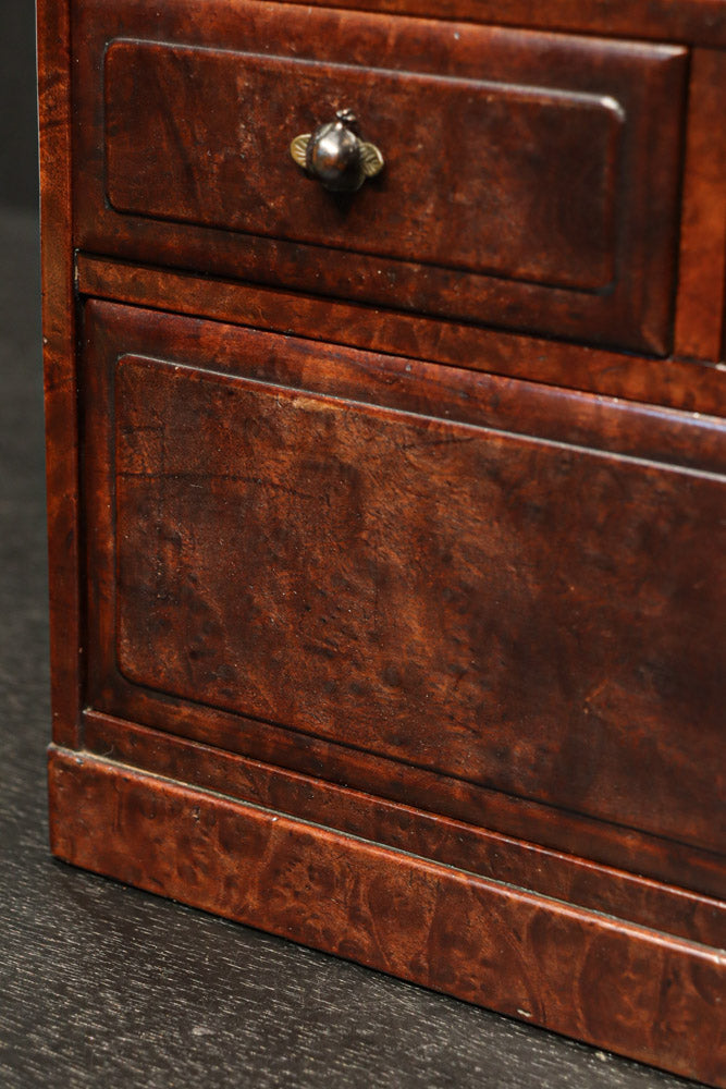 Antique Tools DC8115