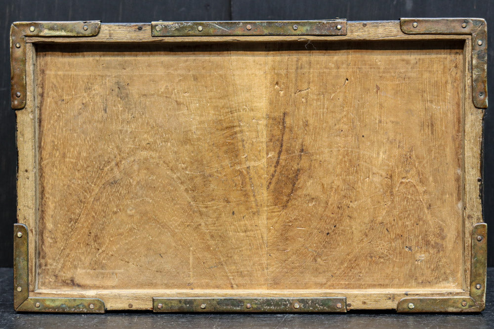 黒漆に桜紋の装飾金具が際立つ極上手許箪笥　DC8116