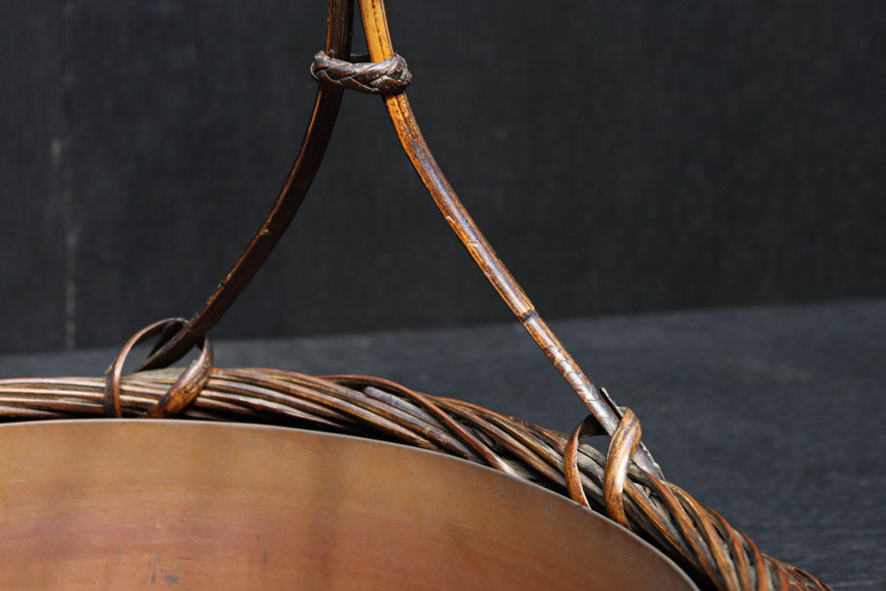 空間を上品に飾り立ててくれる花カゴ　DC8129